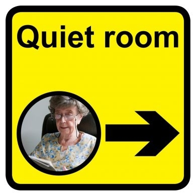 Quiet Room sign with right arrow - 300mm x 300mm